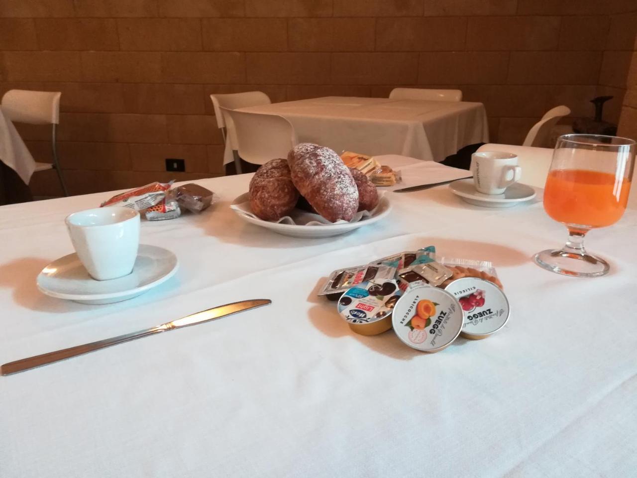 Hotel Dimora Amalfitana Monopoli Zewnętrze zdjęcie
